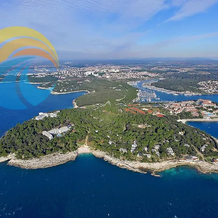 Suzana 1608 Apartment