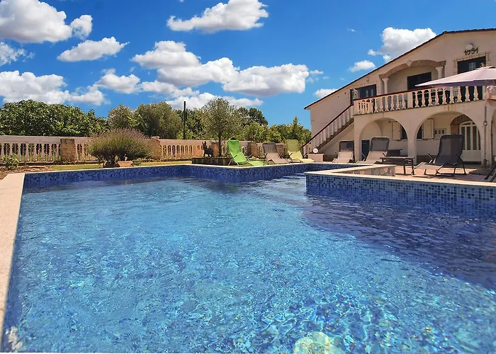 Suzana 1608 Apartmán